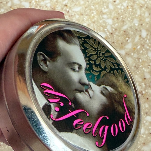 Benefit Dr. Feelgood Skin Refresher Balm .84oz - Picture 10 of 15
